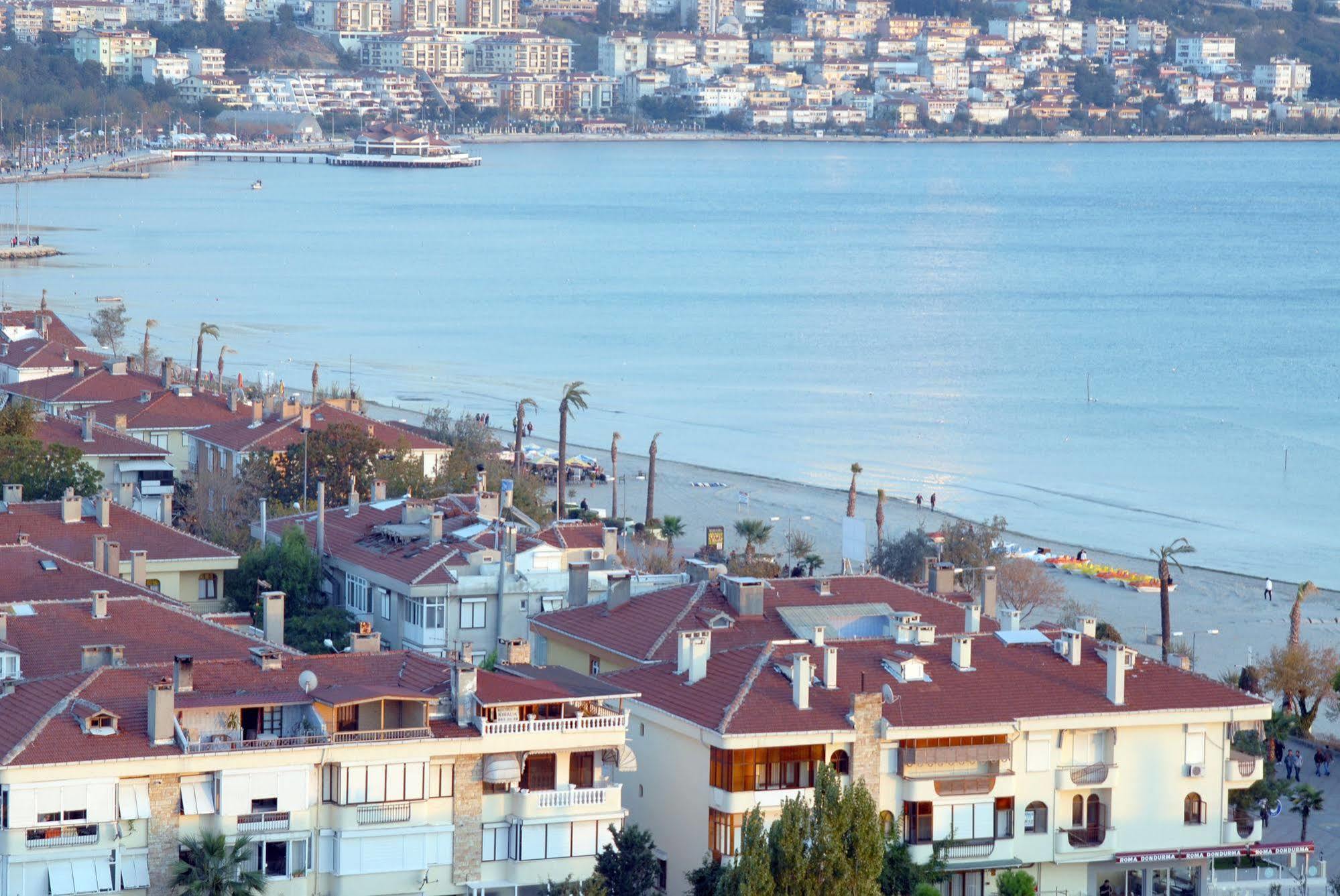 Eser Premium Hotel & Spa Büyükçekmece Exterior foto Nikiti